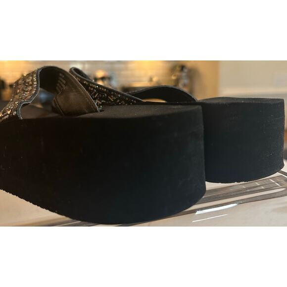 Yellow Box Beaded Leather Flip Flops - Black Sparkle - 9.5 - Picture 3 of 5